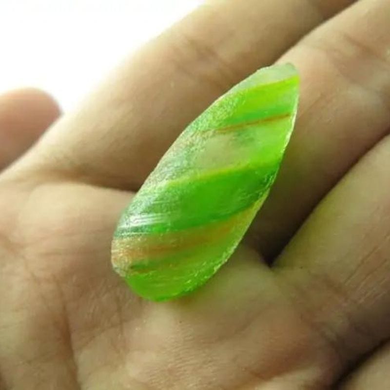 Green Cobra Pearl - Type V2(Female) close-up